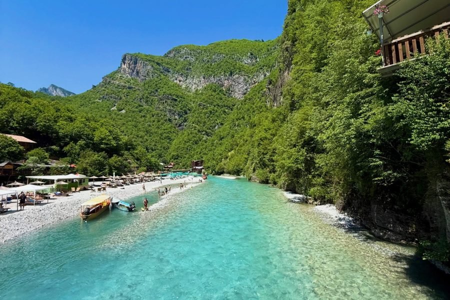 Tour nga Liqeni i Komanit në Lumin e Shalës